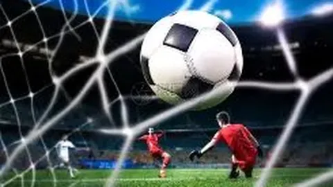 图赫尔场边情绪失控，拜仁训练风波球杆成导火索！